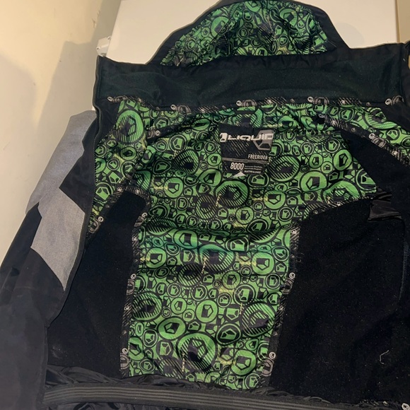 Kids winter jacket - Picture 3 of 3